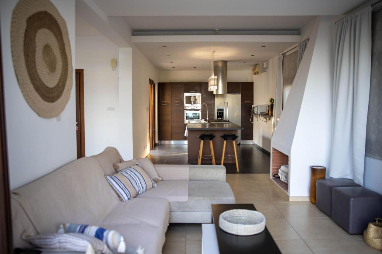 Balinese Villa Aya Napa Dış mekan fotoğraf